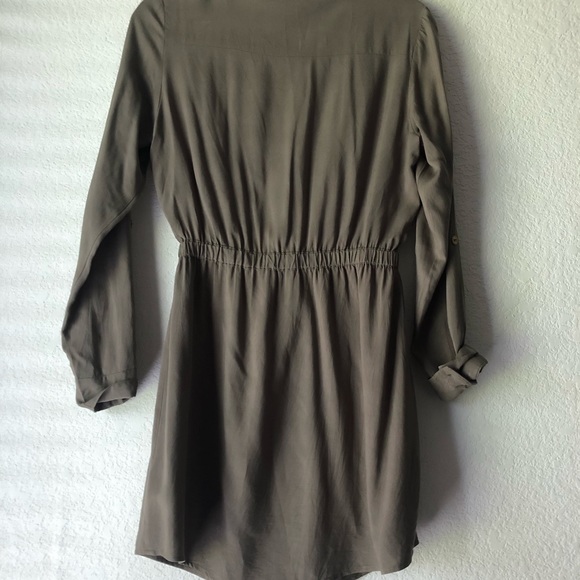 Guess Olive Mid-Thigh Zip up dress - Picture 3 of 5
